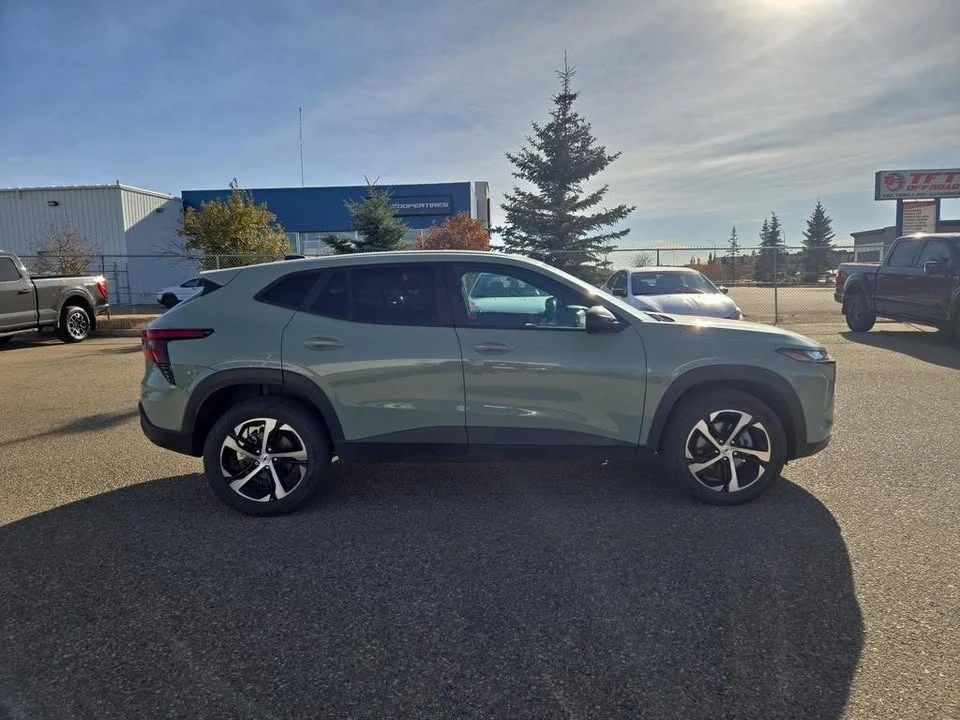 2024 Chevrolet Trax - Image 3 of 7