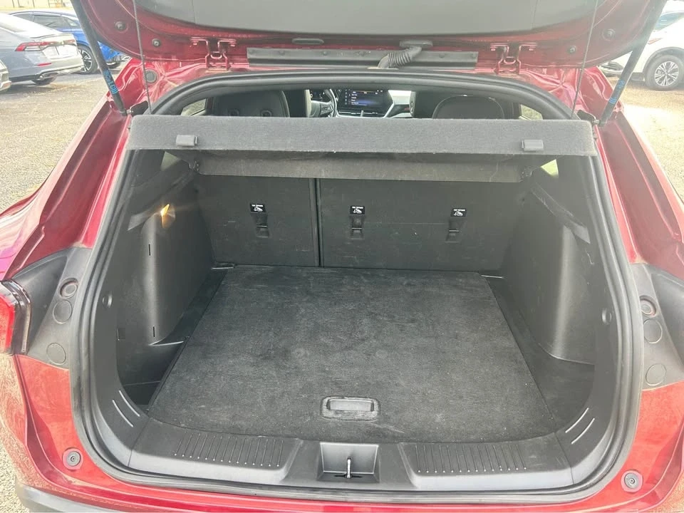 2024 Chevrolet Trax - Image 2 of 5