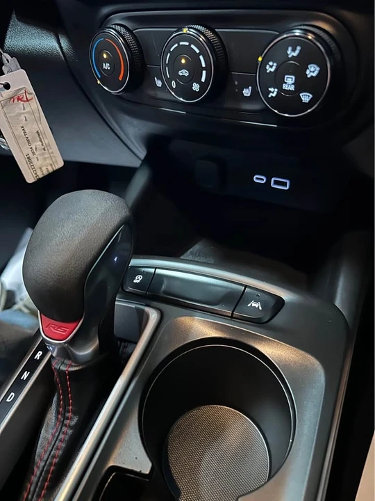 2024 Chevrolet Trax - Image 18 of 19