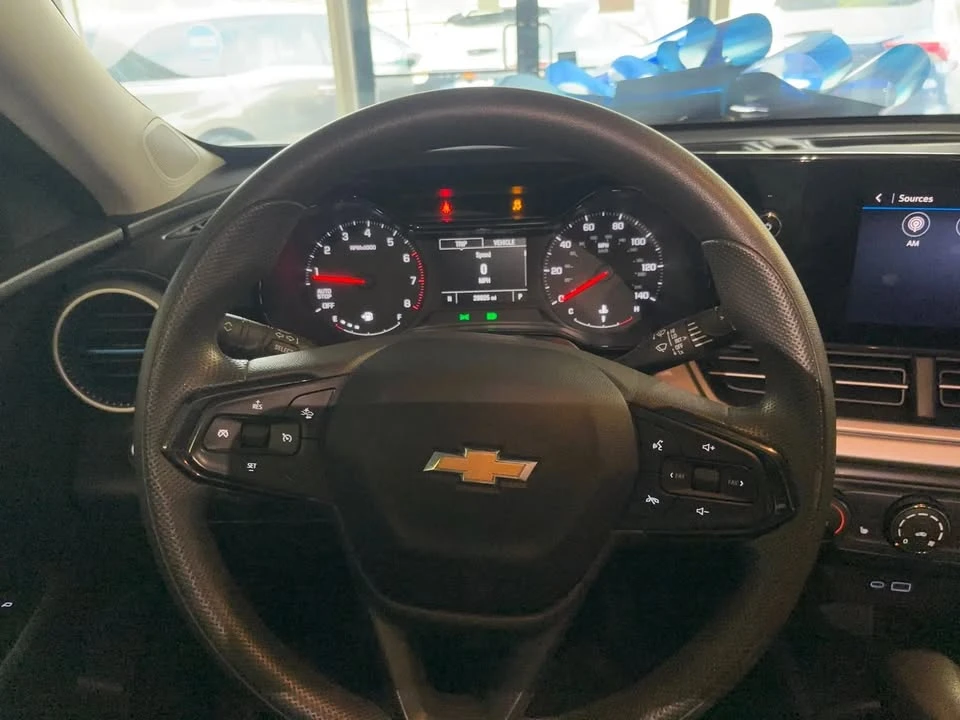 2024 Chevrolet Trax - Image 11 of 15