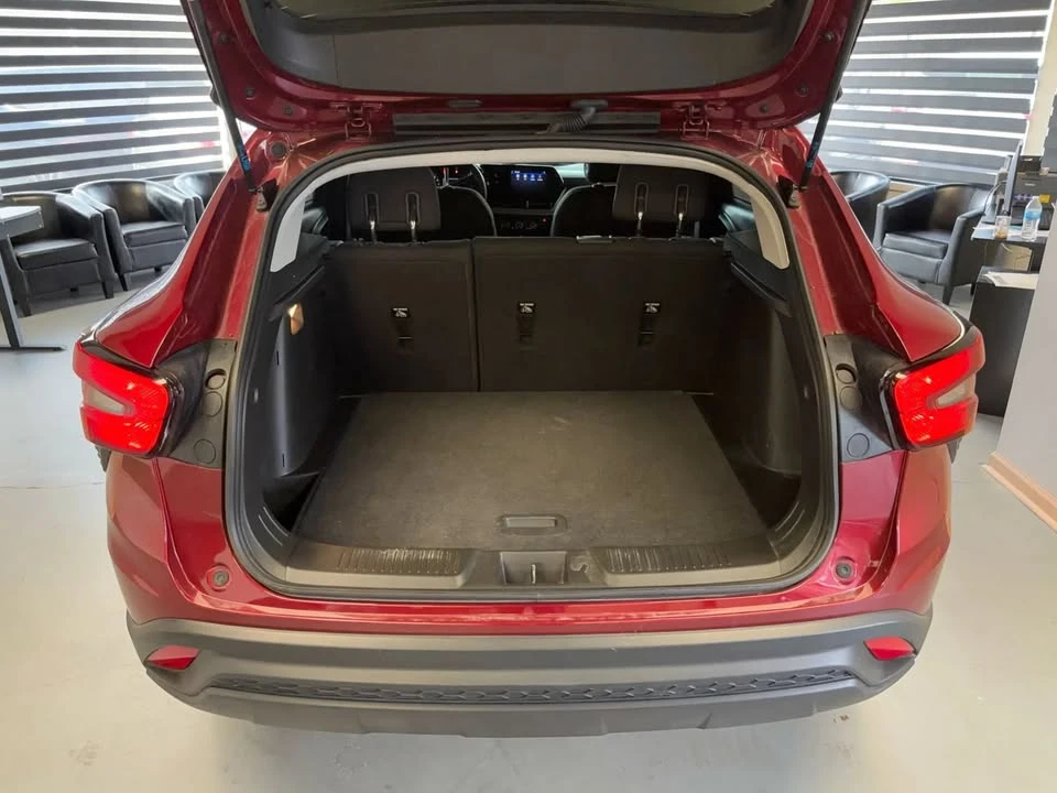 2024 Chevrolet Trax - Image 7 of 15