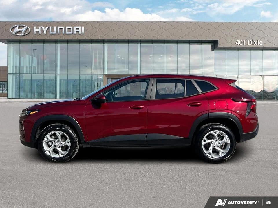 2024 Chevrolet Trax - Image 2 of 19