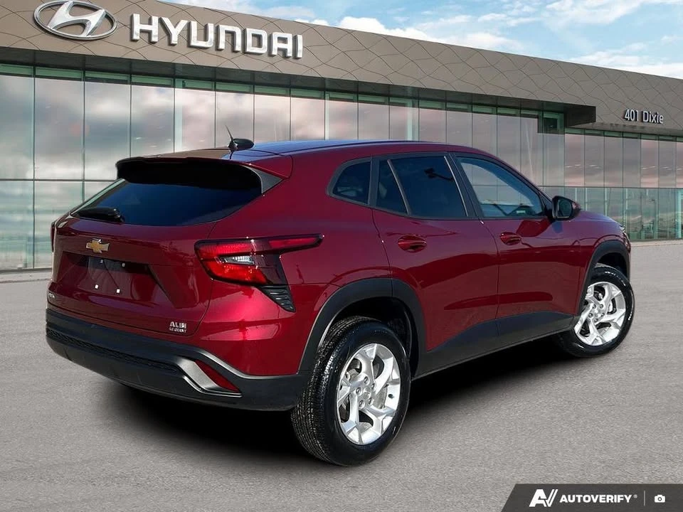 2024 Chevrolet Trax - Image 5 of 19