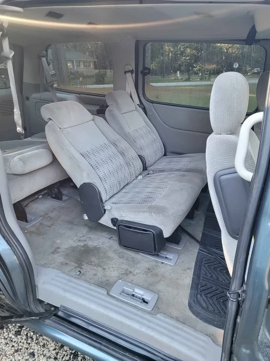 2024 Chevrolet Express - Image 5 of 7