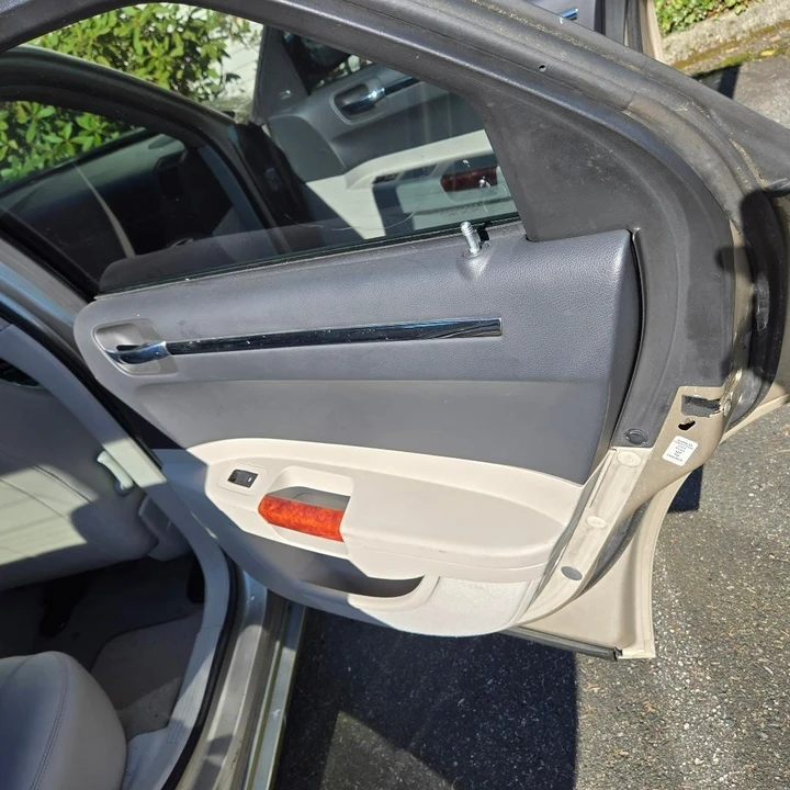 2024 Chrysler 300 (2005-2023) - Image 15 of 15