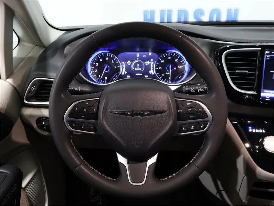 2024 Chrysler - Image 17 of 31