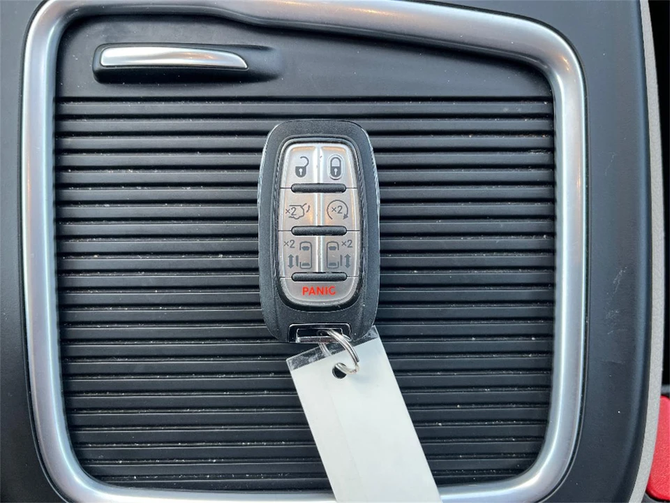 2024 Chrysler - Image 22 of 31