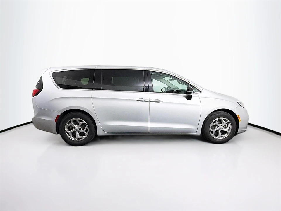 2024 Chrysler - Image 9 of 12