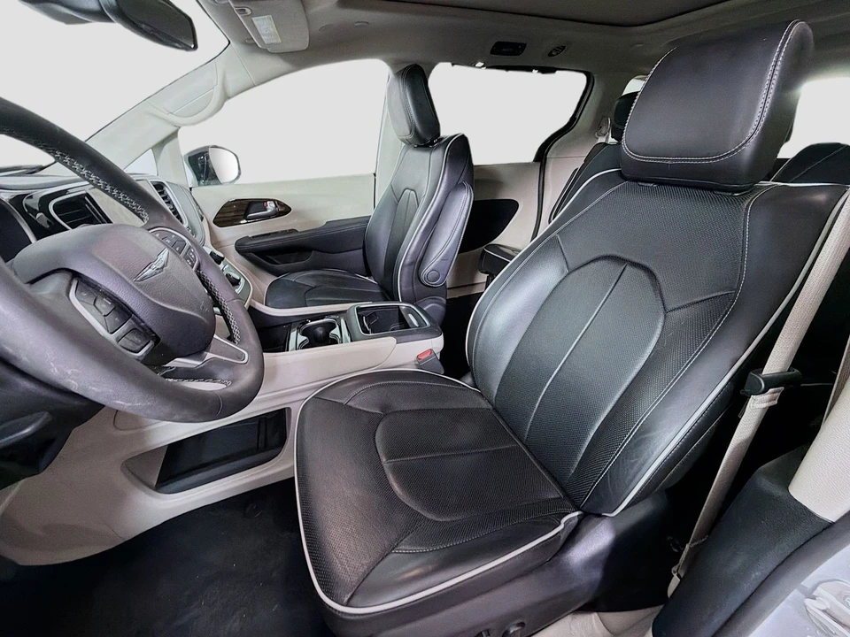 2024 Chrysler - Image 13 of 21