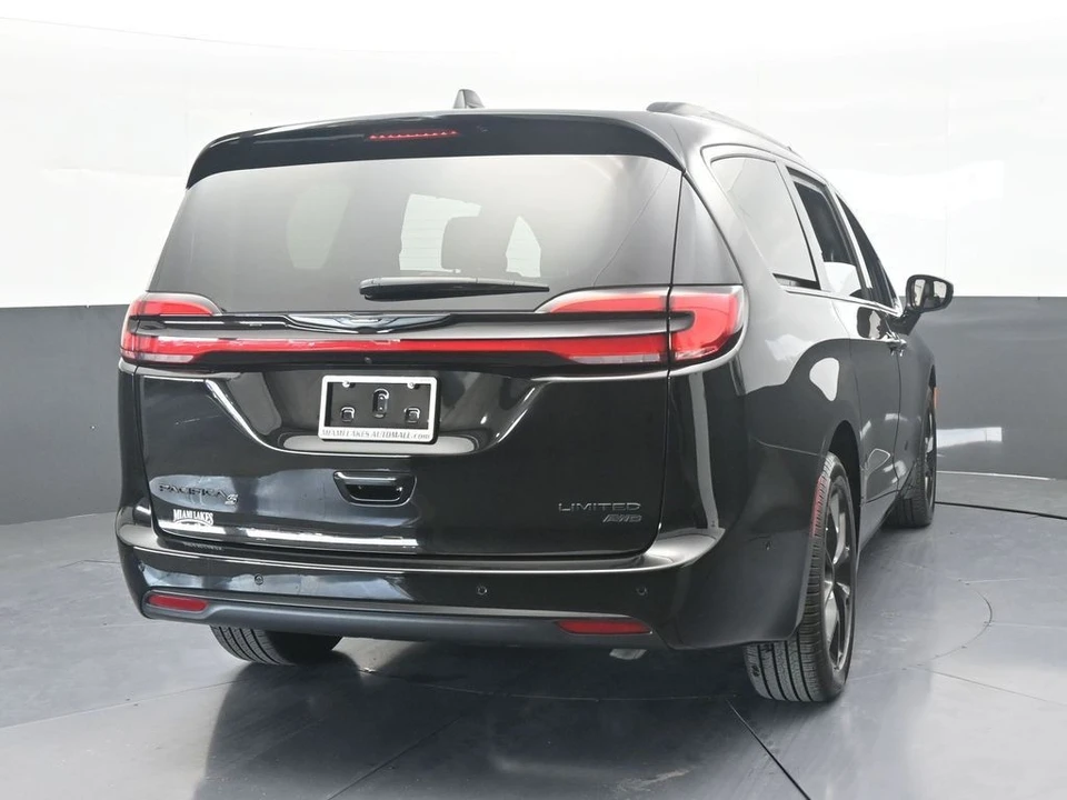 2024 Chrysler - Image 5 of 12
