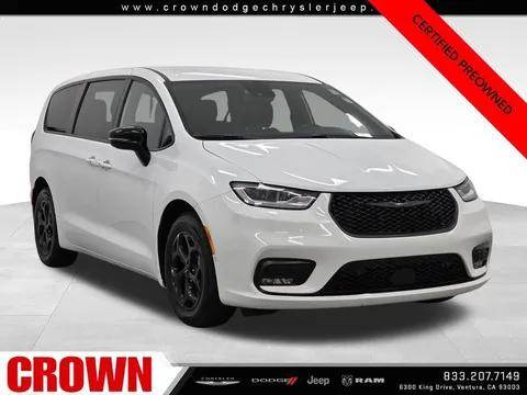 2024 Chrysler Pacifica Select