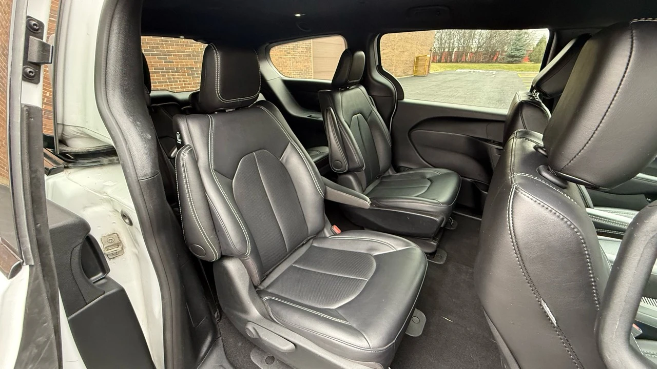 2024 Chrysler - Image 21 of 21