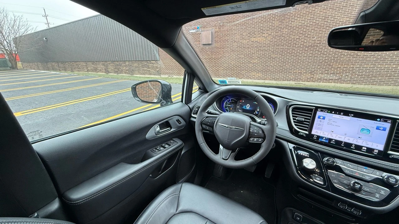 2024 Chrysler - Image 12 of 21