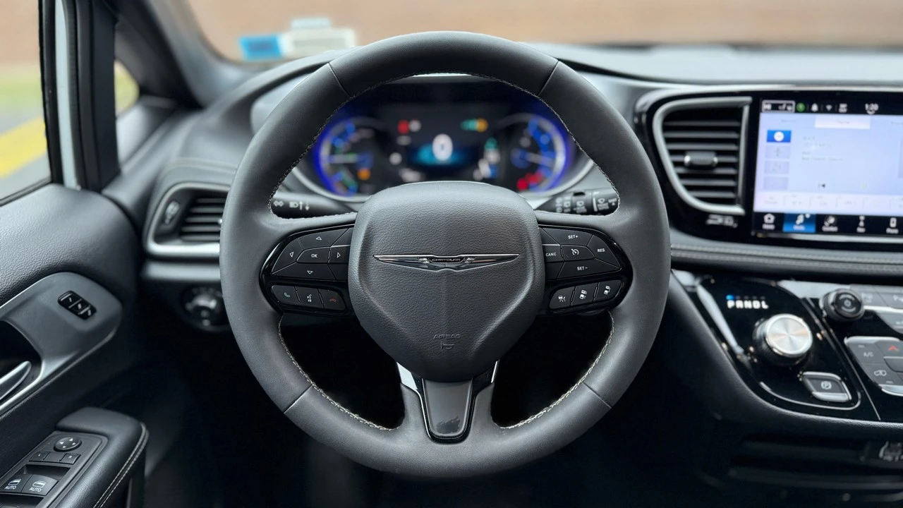 2024 Chrysler - Image 13 of 21