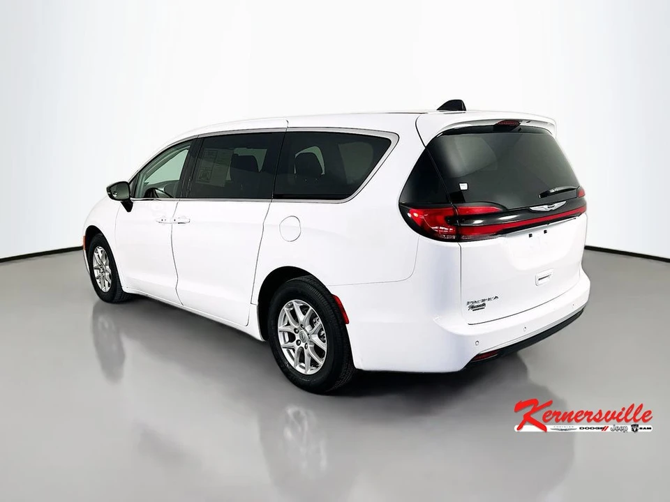 2024 Chrysler - Image 5 of 21