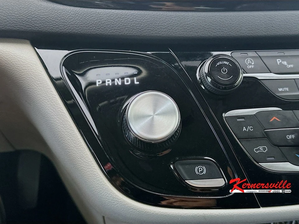 2024 Chrysler - Image 16 of 21