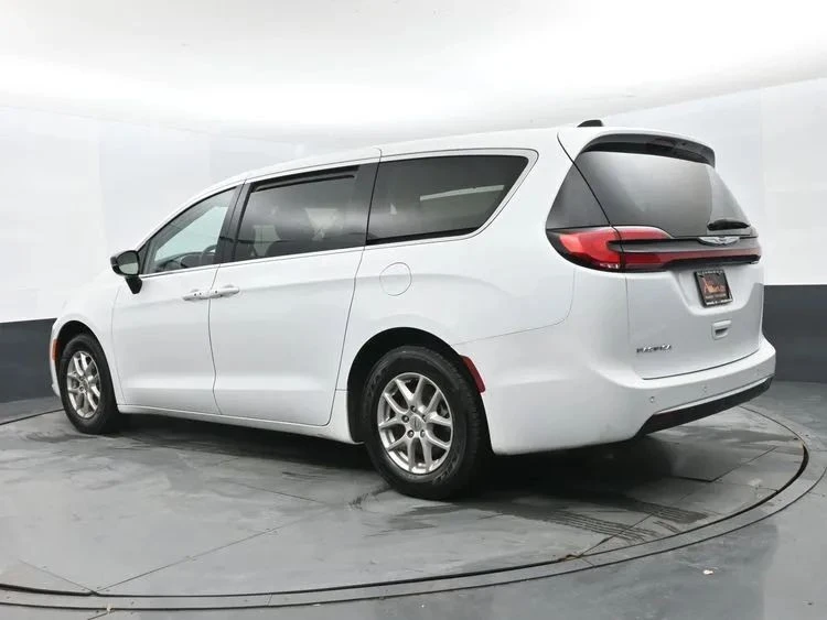 2024 Chrysler - Image 9 of 12