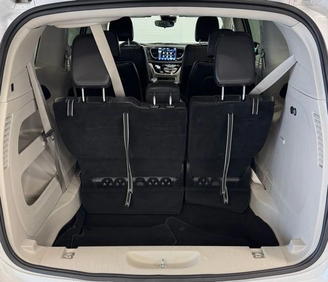 2024 Chrysler - Image 6 of 21