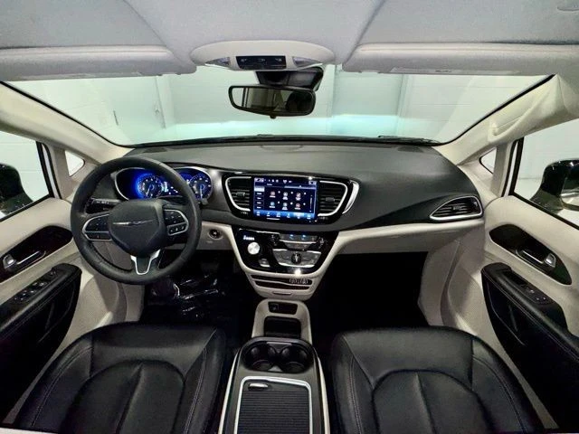 2024 Chrysler - Image 14 of 21