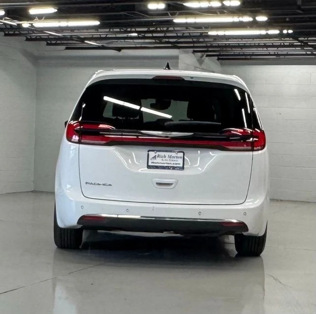 2024 Chrysler - Image 4 of 21