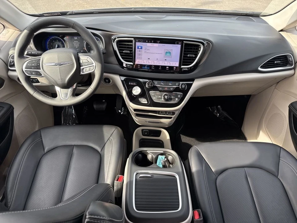 2024 Chrysler - Image 15 of 21