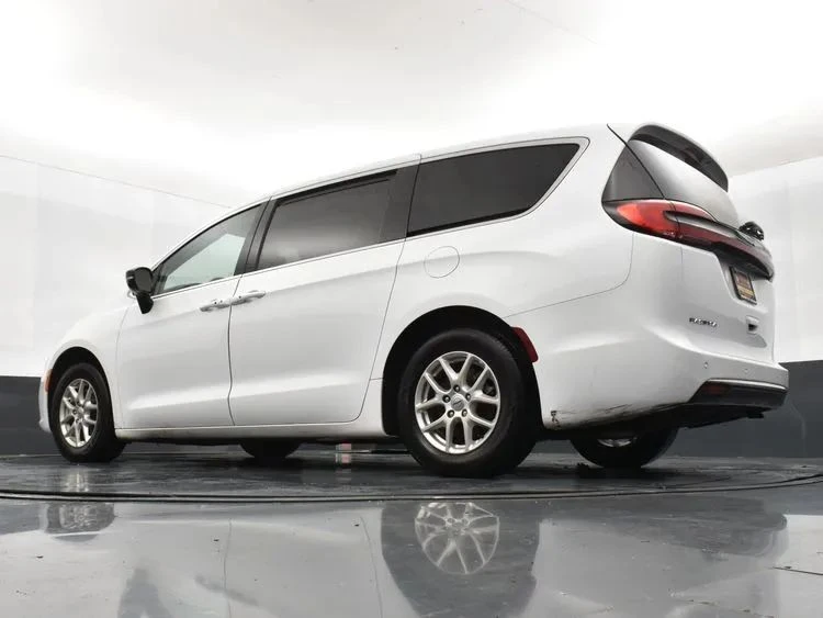 2024 Chrysler - Image 12 of 12