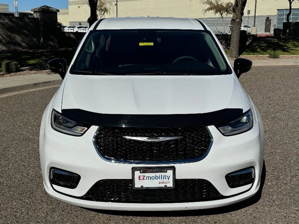 2024 Chrysler - Image 16 of 16