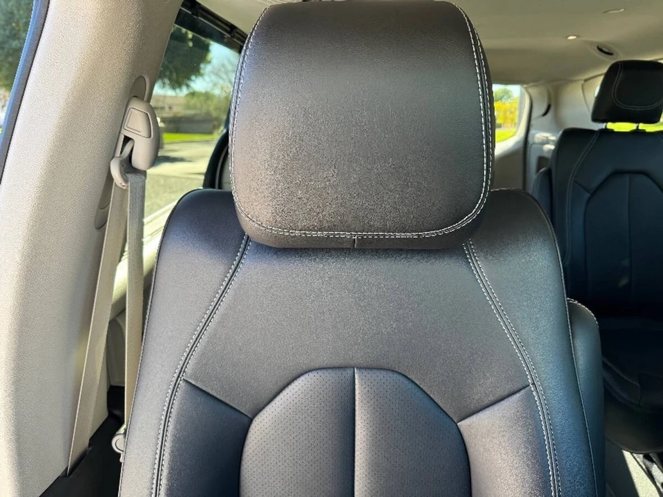 2024 Chrysler - Image 10 of 16