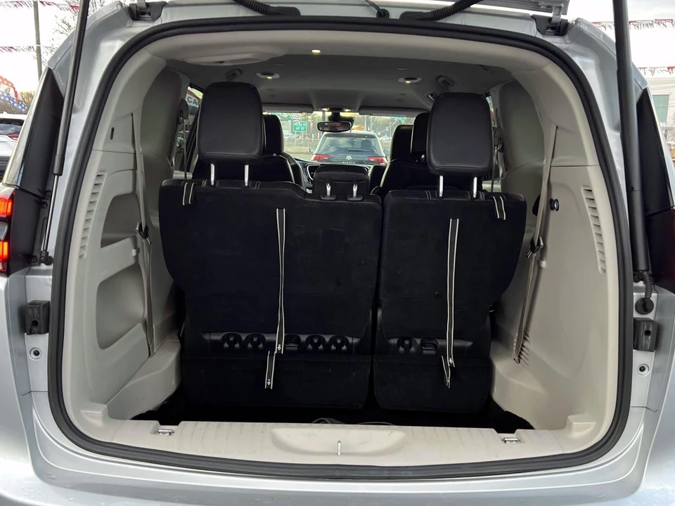 2024 Chrysler - Image 6 of 21