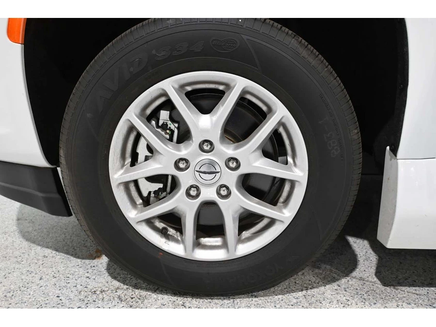 2024 Chrysler - Image 12 of 12