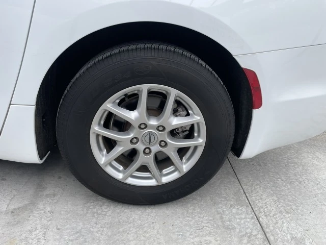 2024 Chrysler - Image 17 of 21
