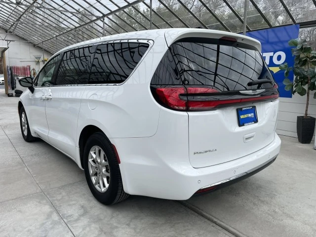 2024 Chrysler - Image 16 of 21