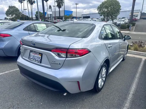 2024 Toyota Corolla Hybrid LE