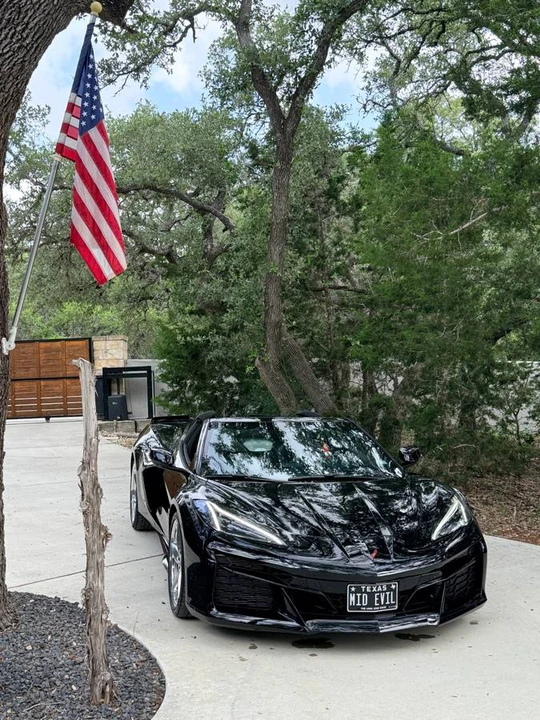 2024 Chevrolet Corvette C8 E-Ray - Image 15 of 24