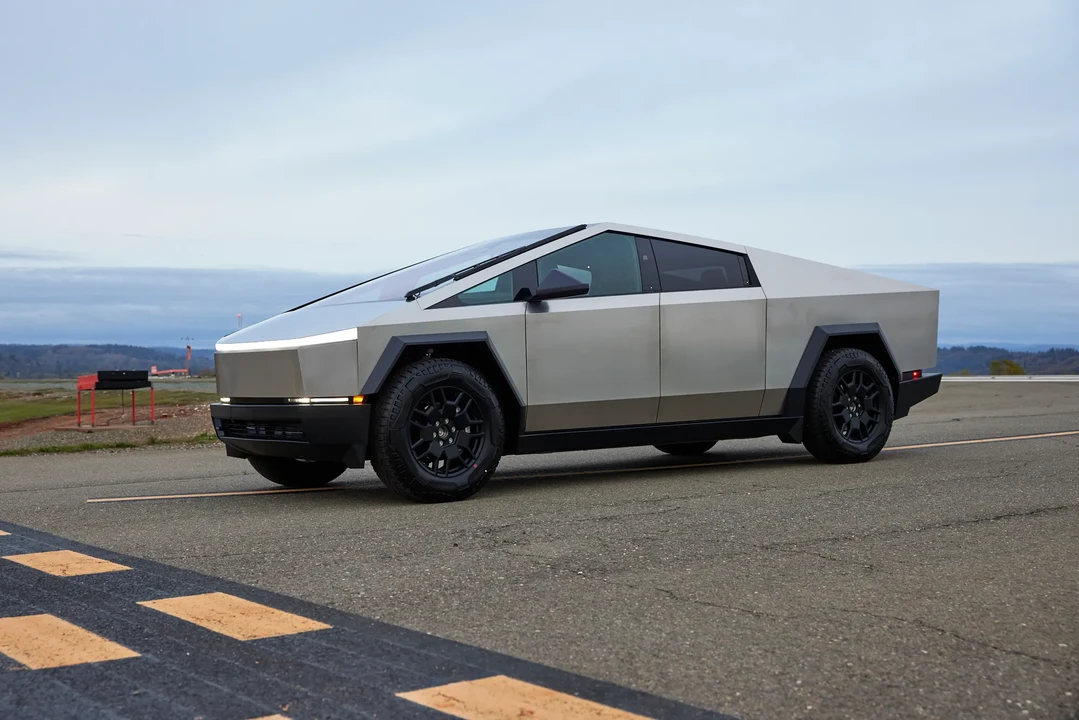 2024 Tesla Cybertruck - Image 27 of 31