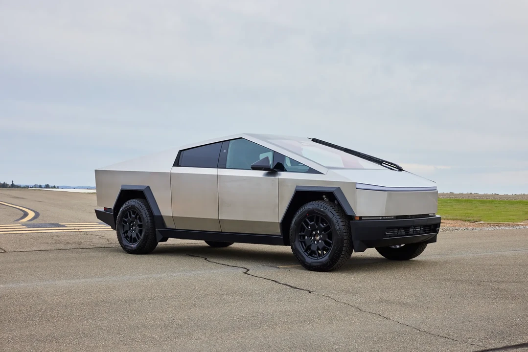 2024 Tesla Cybertruck - Image 6 of 31