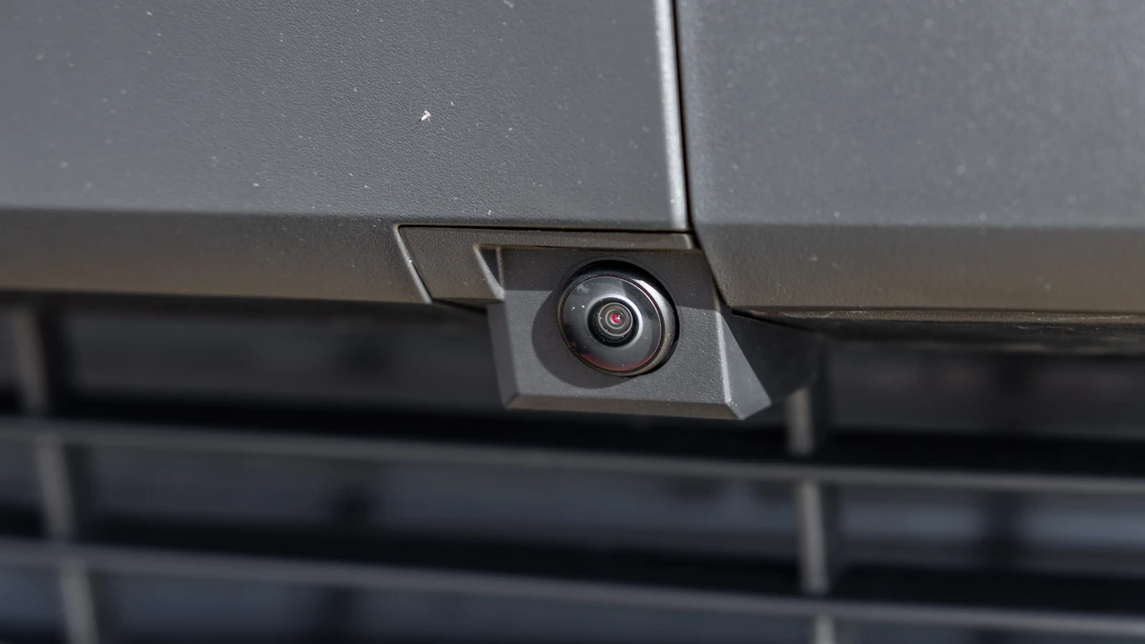 2024 Tesla Cybertruck - Image 28 of 31