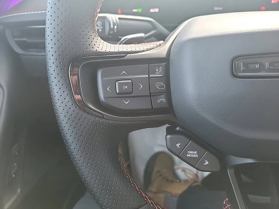 2024 Dodge Charger 8th Gen - Image 9 of 19