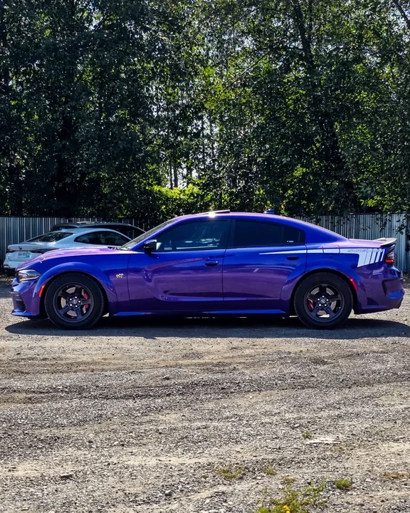 2024 Dodge Charger 8th Gen - Image 7 of 12