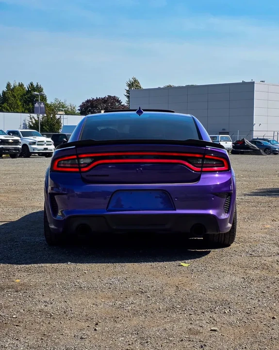 2024 Dodge Charger 8th Gen - Image 5 of 12