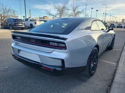 2024 Dodge Charger 8th Gen - Image 4 of 20