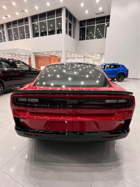 2024 Dodge Charger 8th Gen - Image 3 of 7