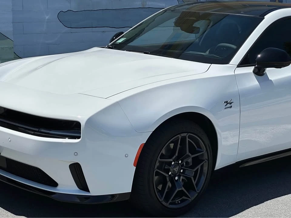 2024 Dodge Charger 8th Gen - Image 4 of 4