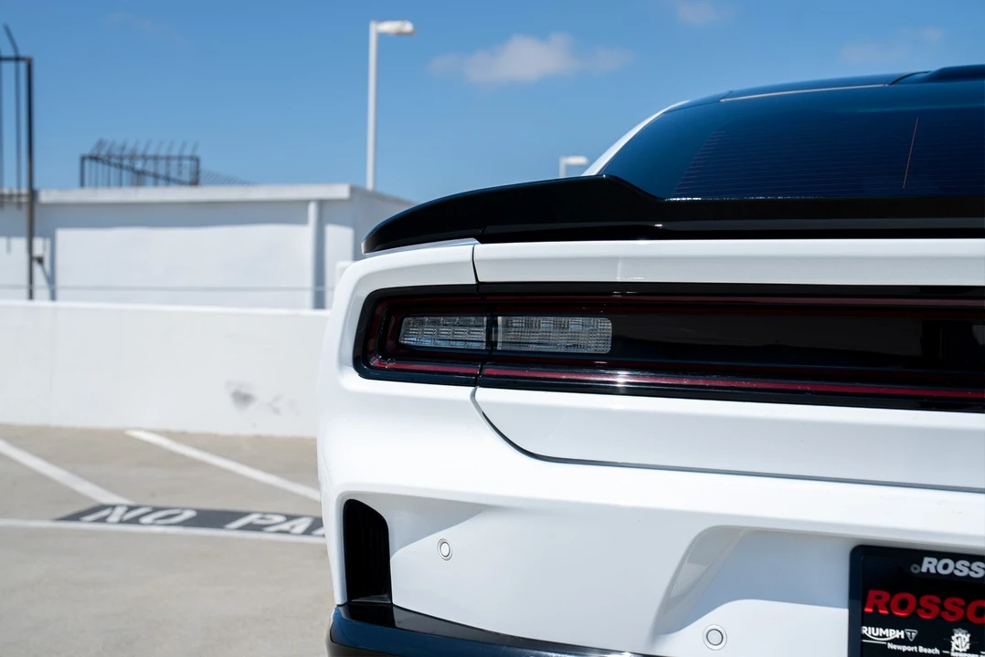 2024 Dodge Charger 8th Gen - Image 14 of 31