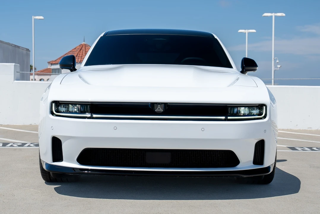 2024 Dodge Charger 8th Gen - Image 24 of 31