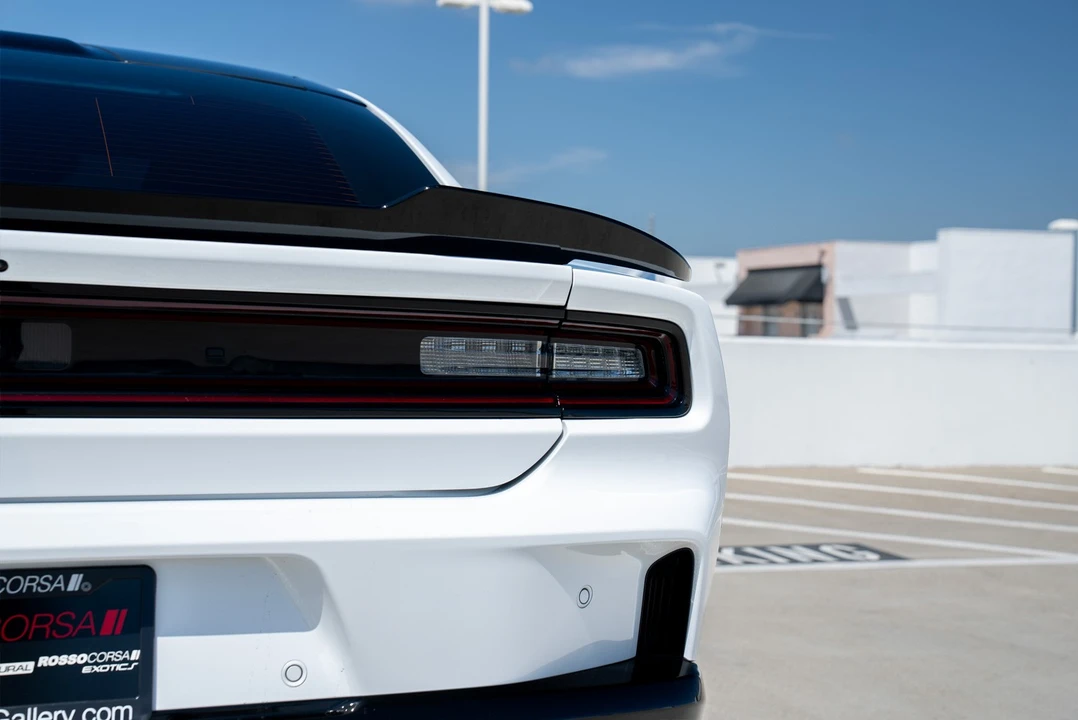2024 Dodge Charger 8th Gen - Image 15 of 31