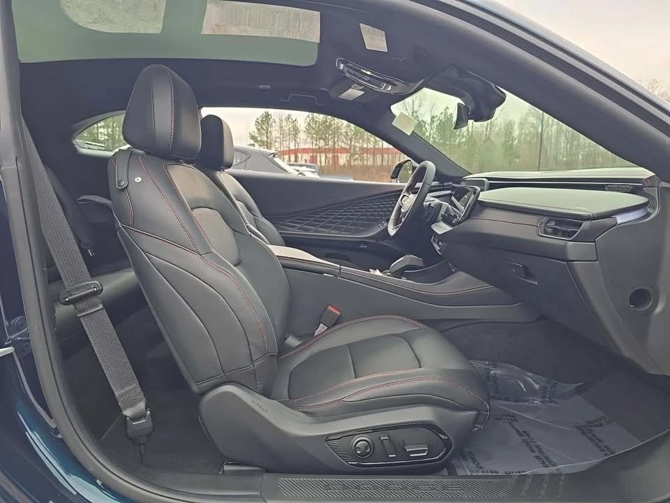 2024 Dodge Charger 8th Gen - Image 4 of 10