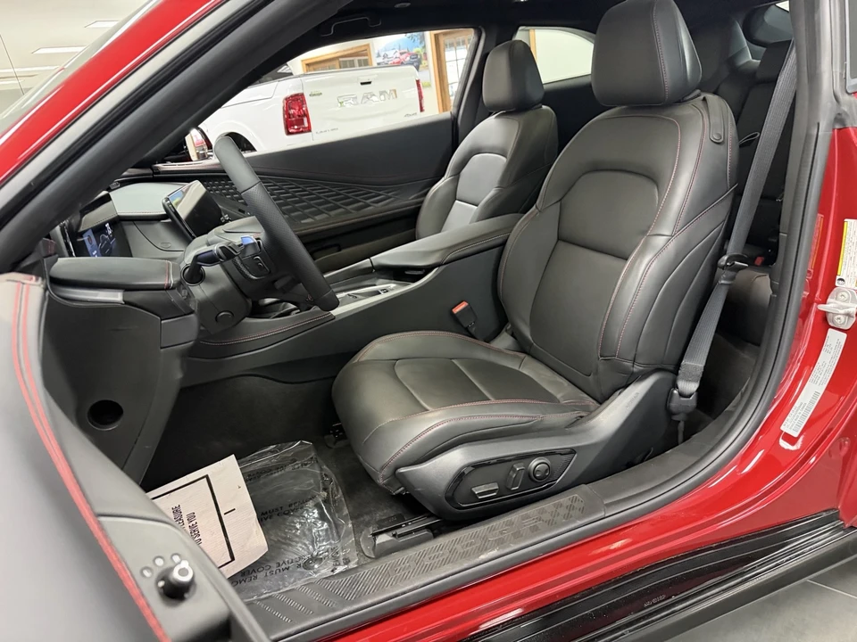 2024 Dodge Charger 8th Gen - Image 15 of 21