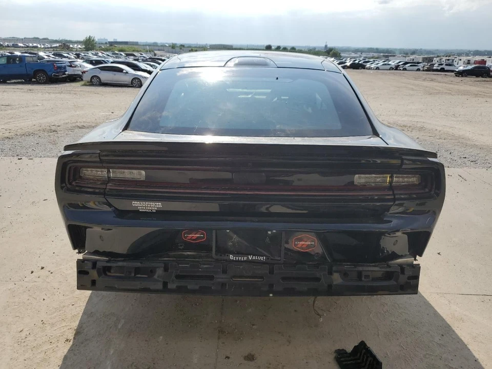 2024 Dodge Charger 8th Gen - Image 6 of 12