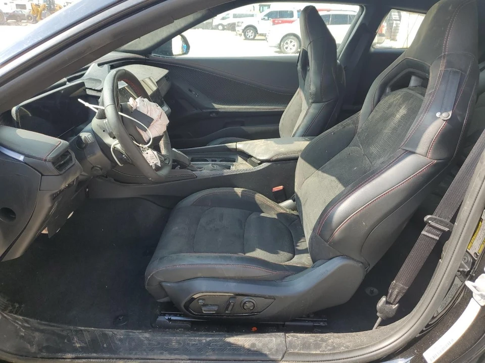 2024 Dodge Charger 8th Gen - Image 7 of 12